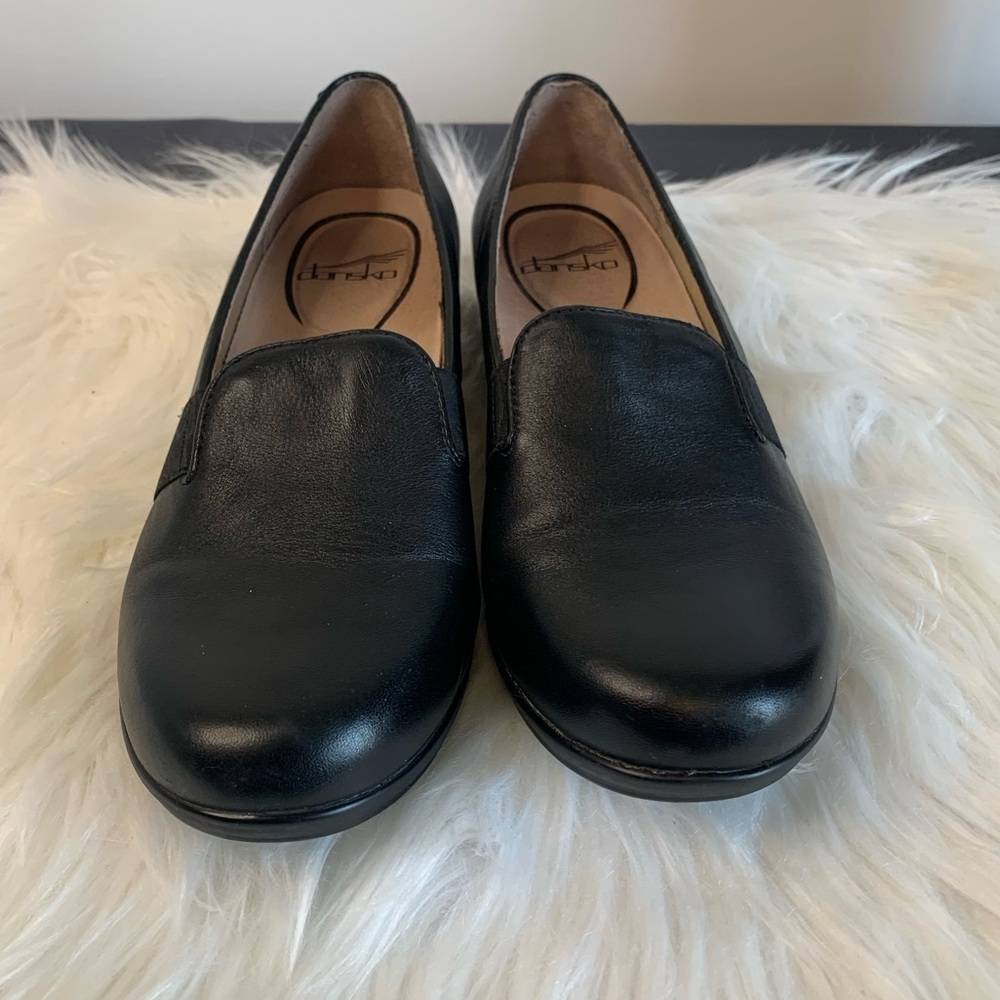 Dansko Women's Black Leather Shoes - Picture 2 of 9